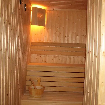 Studio 3 In Reny דירה